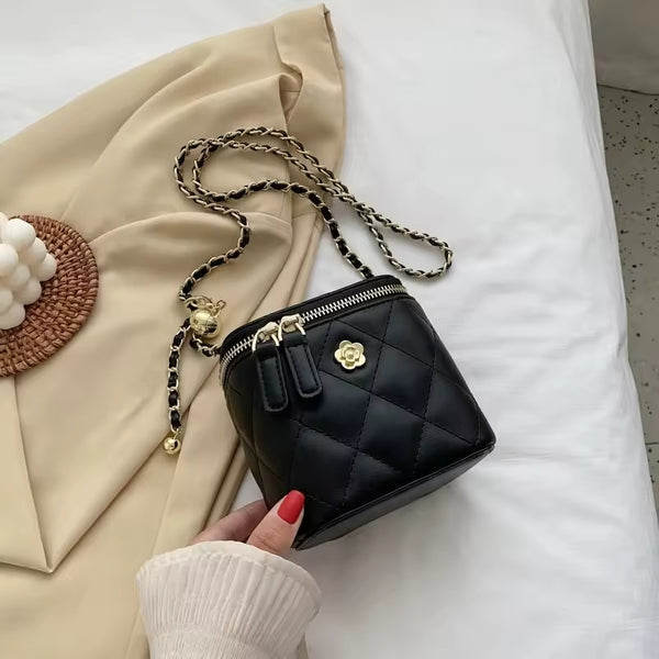 Bucket Bag Solid Color Slant Shoulder Fashion Chain Box Bag Deluxe and Handbag Ladies Bag